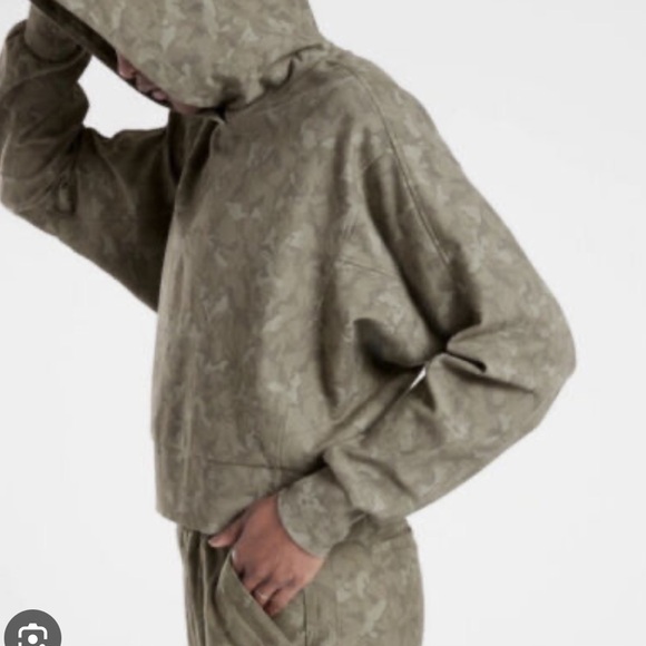 Athleta Farallon Printed Sweatshirt - Picture 3 of 6